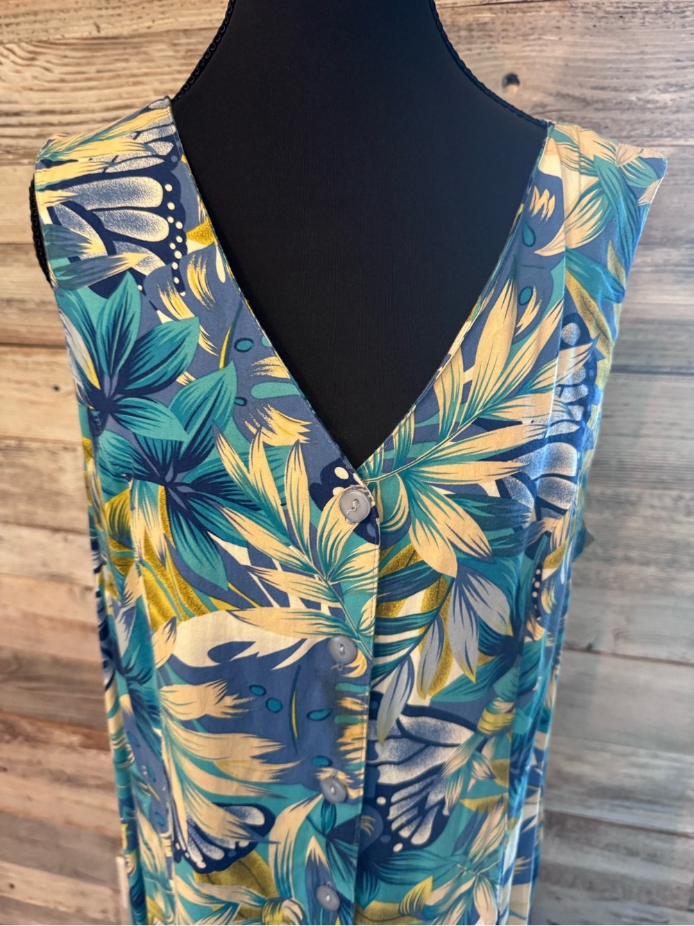 NWT Erika Blue Tropical Print Sleeveless Maxi Dress - Picture 3 of 5